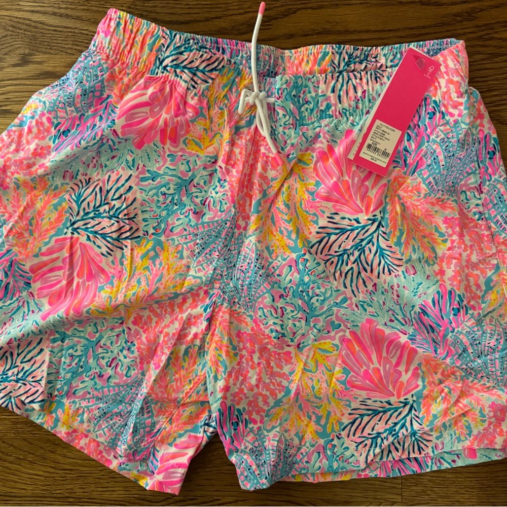 NWT Lilly Pulitzer men swim shorts size medium